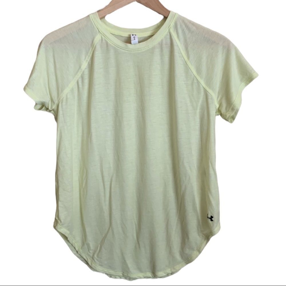 😊3/$30 UNDER ARMOUR WORKOUT top women’s Med athletic shirt, bright light yellow